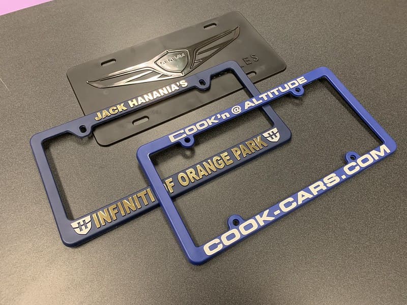 Custom printed license plate holders